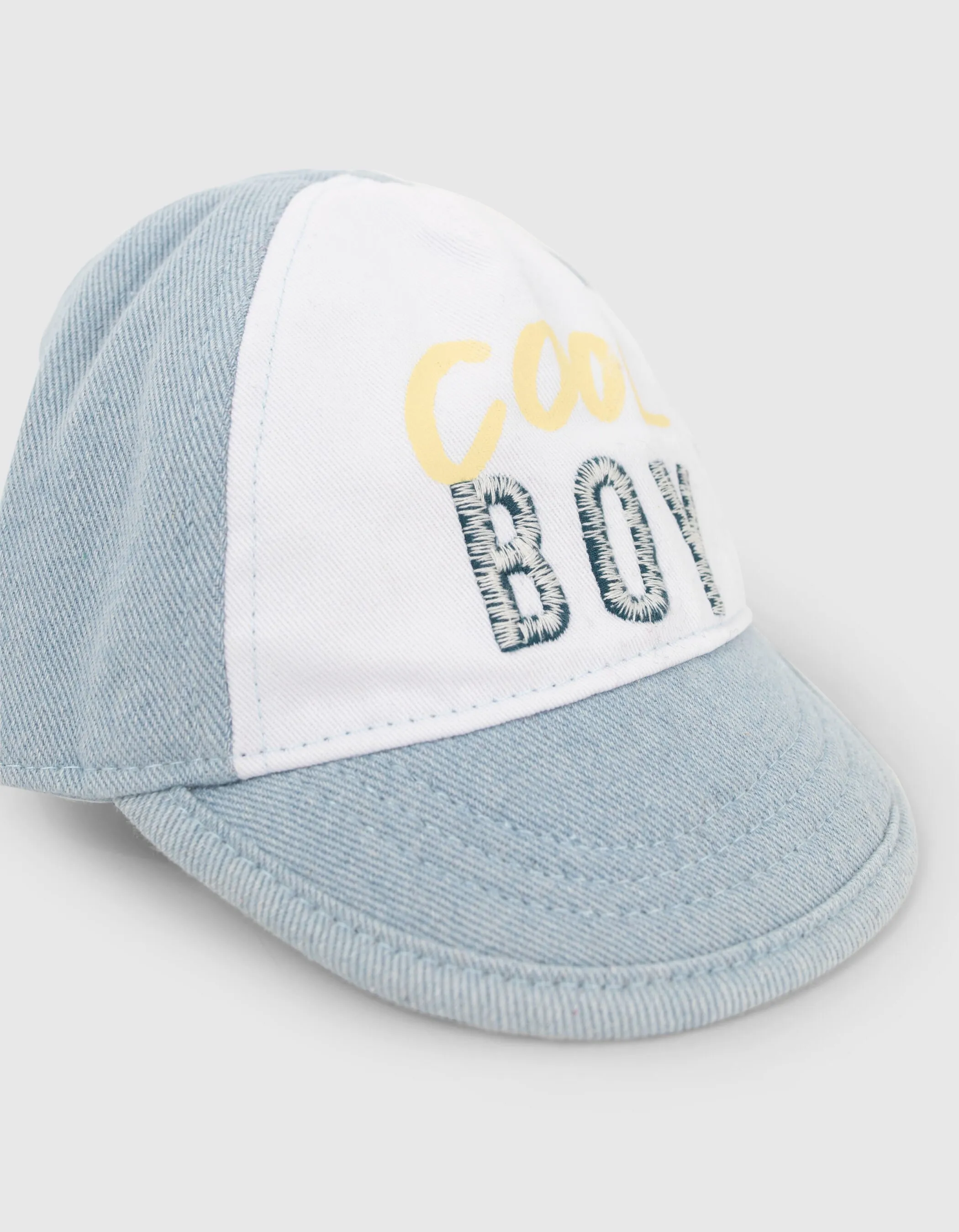 Casquette bleu avec message brodé bébé garçon