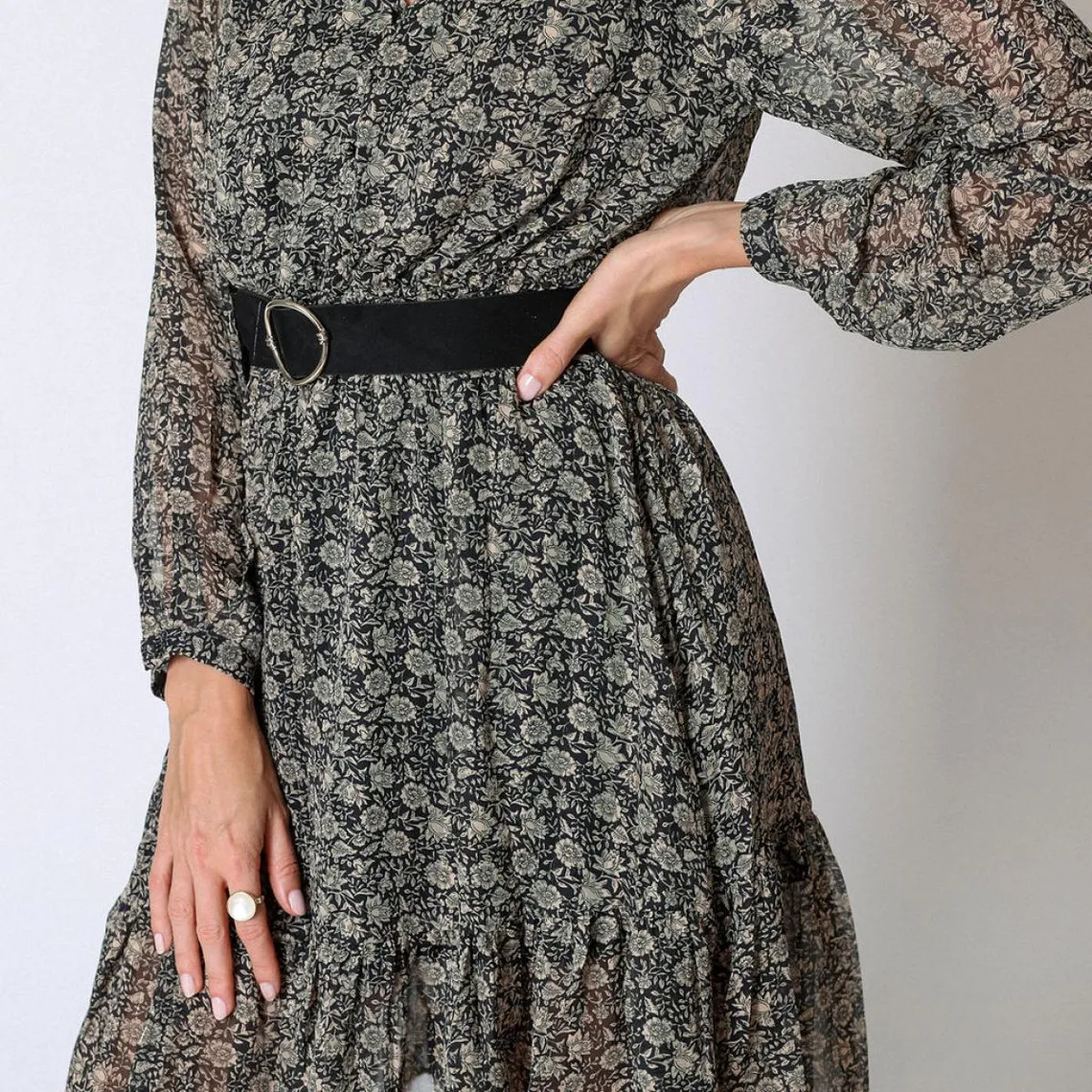 Robe courte fleurie Béatrice noir | 3 Suisses