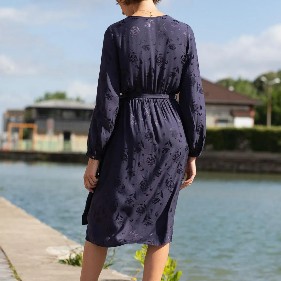 Robe mi-longue bleue DANA bleu marine en viscose | 3 Suisses