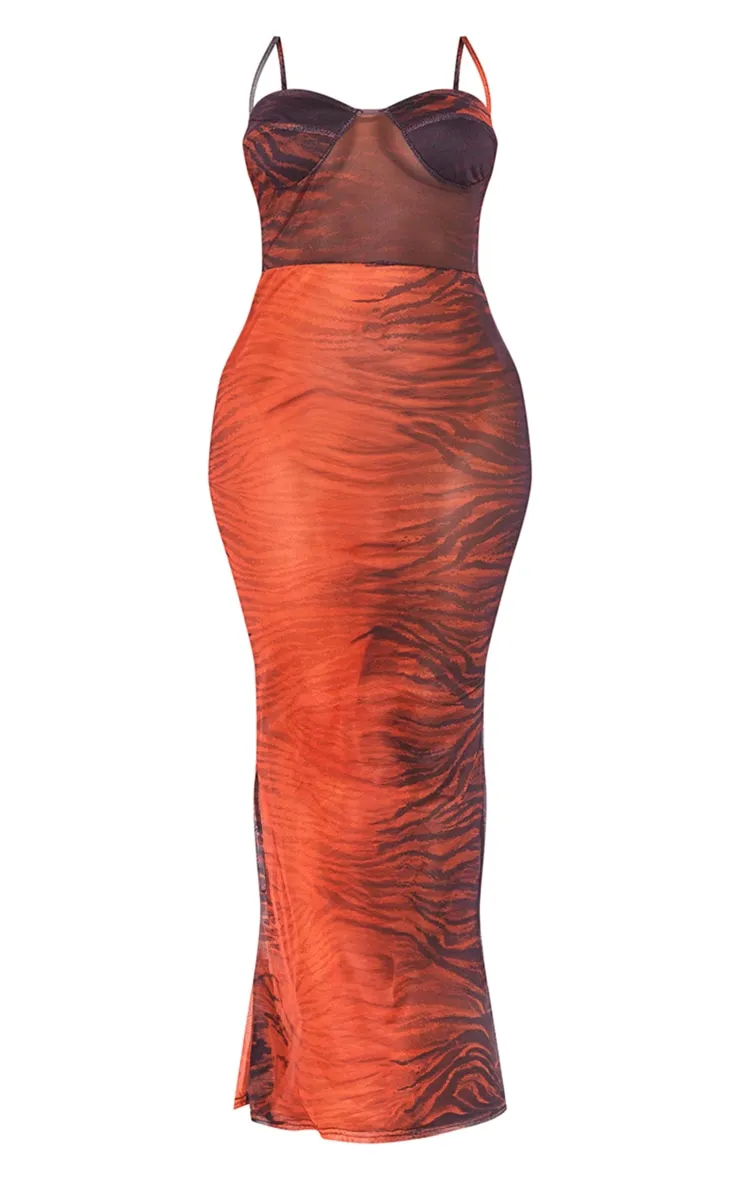 Shape Robe longue en mesh imprimé zébré marron à détail bonnets